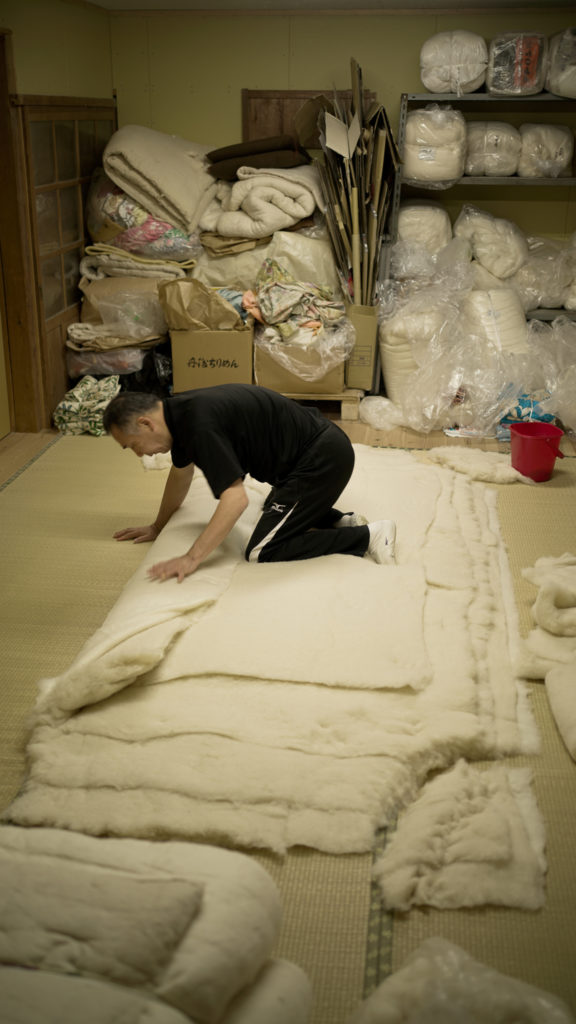 Herstellung von einem japanischen Futon aus Baumwolle