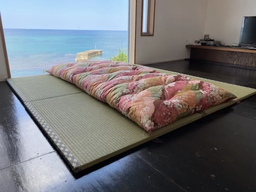 Futon und Tatami Set in einem Japanischen Haus.