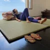 Schlafen auf einem Futon und Tatami in einem Japanischen Haus