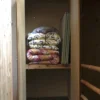 Tatami und Futonmatratze in einem Schrank verstaut