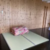 Tatami und Futonmatratzen Set in einem Japanischen Haus Schweiz